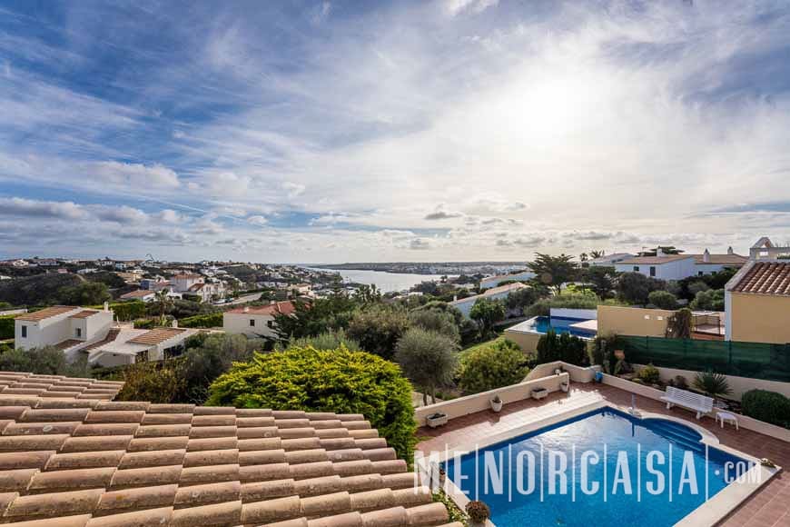 4 soveværelse Villa til salg i Cala Llonga med swimmingpool garage - € 1.250.000 (Ref: 8611355)