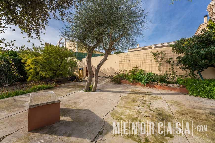 4 soveværelse Villa til salg i Cala Llonga med swimmingpool garage - € 1.250.000 (Ref: 8611355)