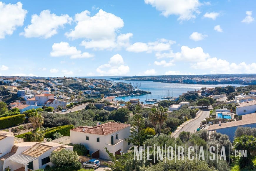 4 soveværelse Villa til salg i Cala Llonga med swimmingpool garage - € 1.250.000 (Ref: 8611355)