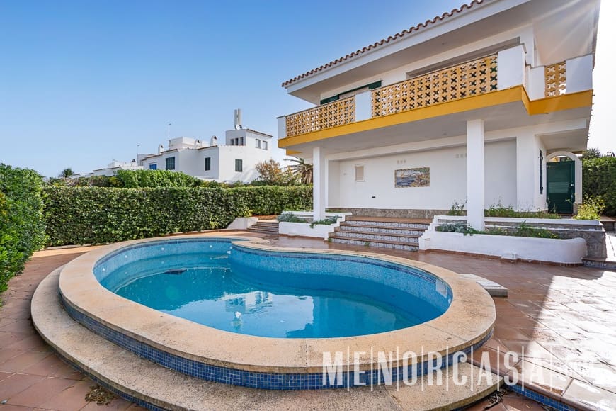 5 bedroom Villa for sale in Port d'Addaia with pool garage - € 575,000 (Ref: 8666149)