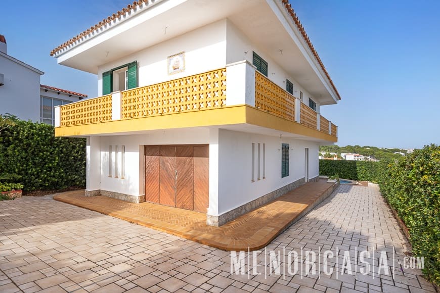 5 bedroom Villa for sale in Port d'Addaia with pool garage - € 575,000 (Ref: 8666149)