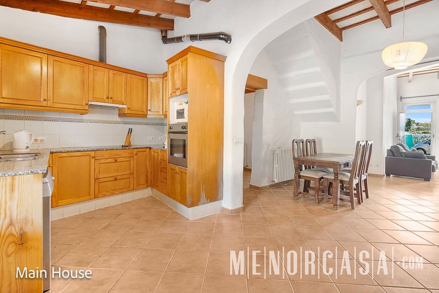 6 soveværelse Villa til salg i Torret med swimmingpool garage - € 850.000 (Ref: 8695840)