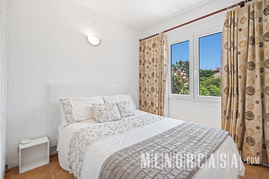 6 sypialnia Willa na sprzedaż w Es Castell z basenem - 1 250 000 € (Ref: 9081008)