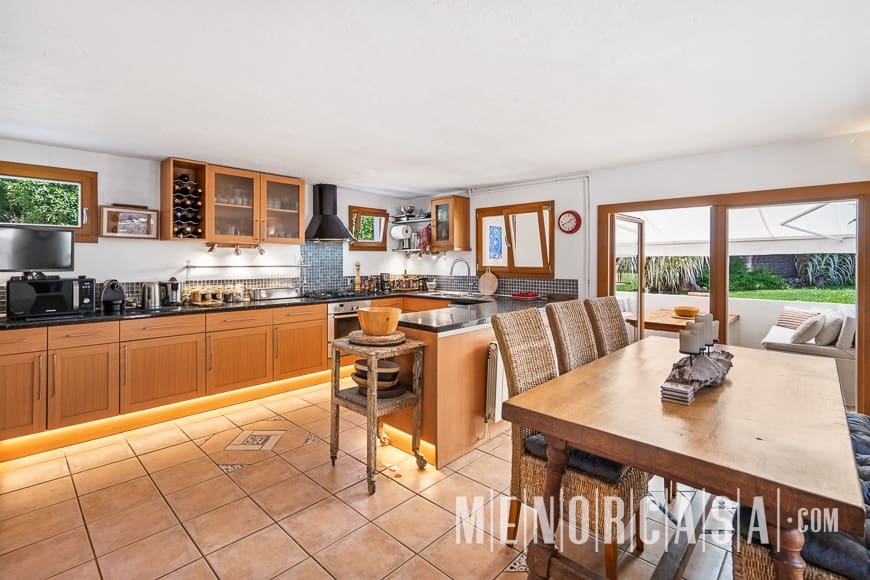 6 sypialnia Willa na sprzedaż w Es Castell z basenem - 1 250 000 € (Ref: 9081008)