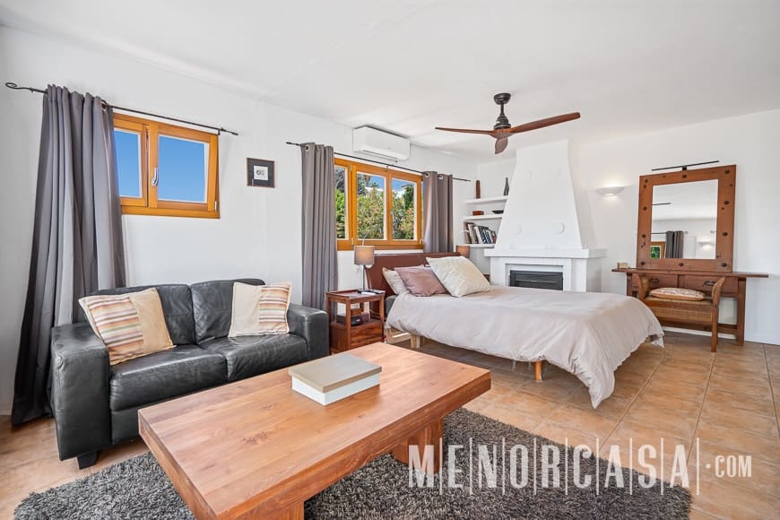 6 sypialnia Willa na sprzedaż w Es Castell z basenem - 1 250 000 € (Ref: 9081008)