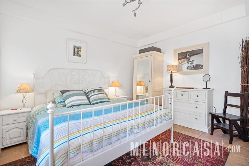 6 sypialnia Willa na sprzedaż w Es Castell z basenem - 1 250 000 € (Ref: 9081008)