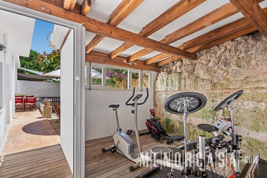 6 sypialnia Willa na sprzedaż w Es Castell z basenem - 1 250 000 € (Ref: 9081008)