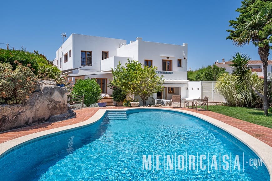 6 sypialnia Willa na sprzedaż w Es Castell z basenem - 1 250 000 € (Ref: 9081008)