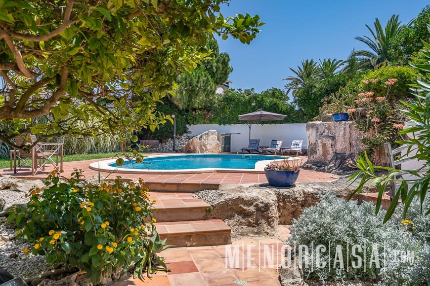 6 sypialnia Willa na sprzedaż w Es Castell z basenem - 1 250 000 € (Ref: 9081008)