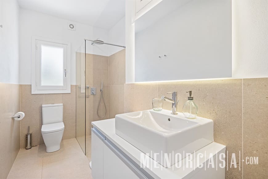 4 soveværelse Villa til salg i Cala Llonga med swimmingpool garage - € 950.000 (Ref: 9130994)