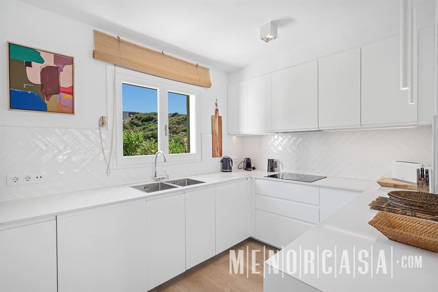 4 soveværelse Villa til salg i Cala Llonga med swimmingpool garage - € 950.000 (Ref: 9130994)