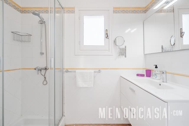 3 quarto Moradia para venda em Binibeca, San Luis / Sant Lluís com piscina - 1 000 000 € (Ref: 9130995)
