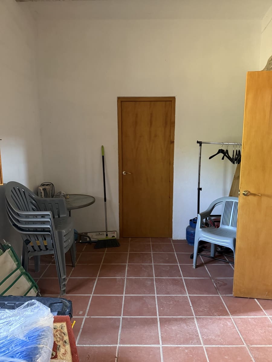 1 makuuhuone Maalaistalo myytävänä paikassa Tivissa - 62 000 € (Ref: 10021625)