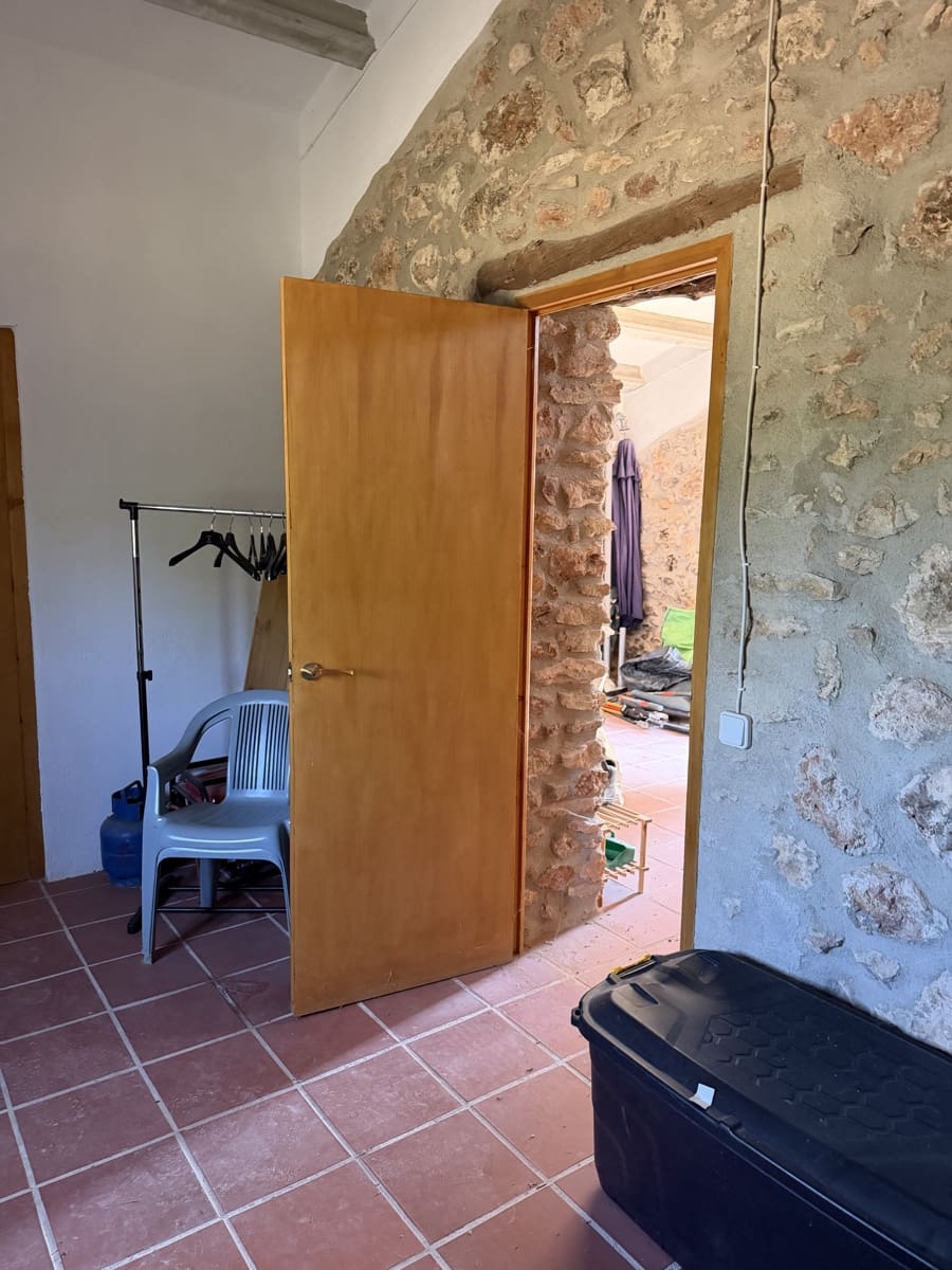 1 makuuhuone Maalaistalo myytävänä paikassa Tivissa - 62 000 € (Ref: 10021625)