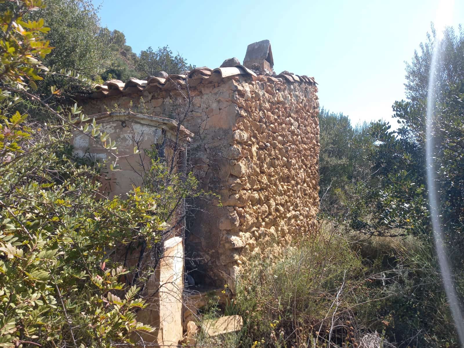 Finca/Landehus til salg i Tivenys - € 12.000 (Ref: 5998991)