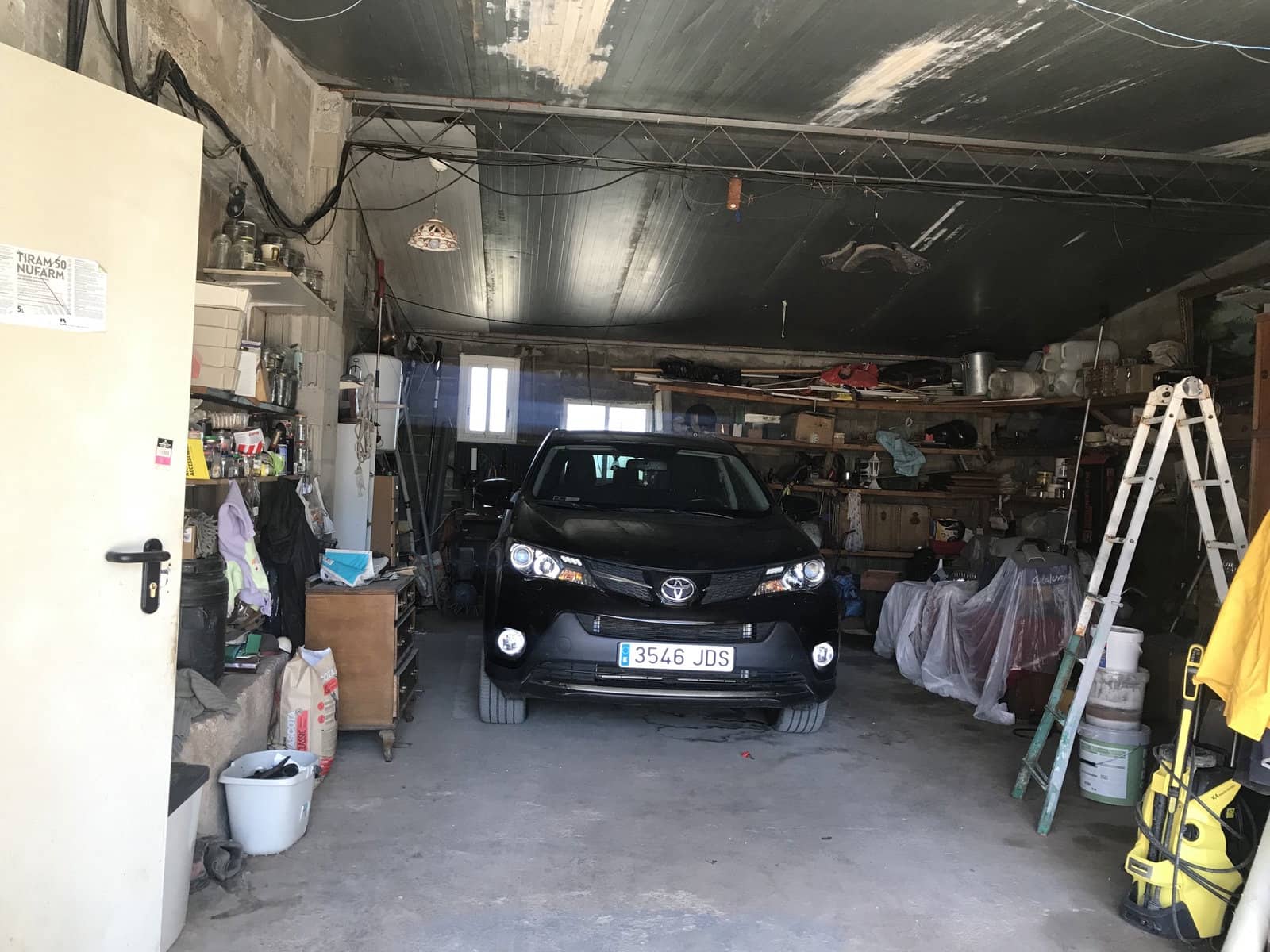 5 soveværelse Finca/Landehus til salg i Garcia med swimmingpool garage - € 160.000 (Ref: 7714854)