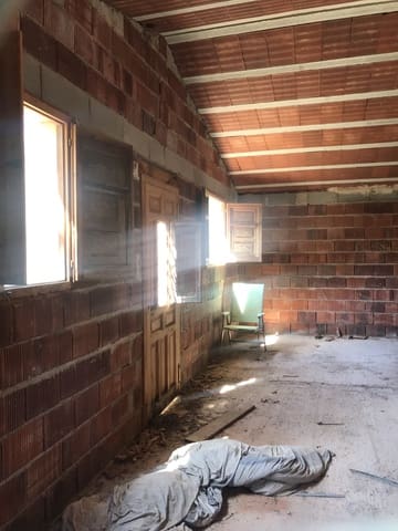 Finca/Landehus til salg i Ginestar - € 25.000 (Ref: 7733592)