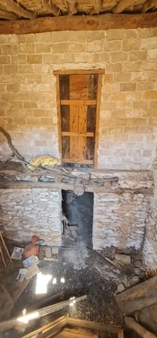 Finca/Landehus til salg i El Pinell de Brai - € 75.000 (Ref: 8122711)