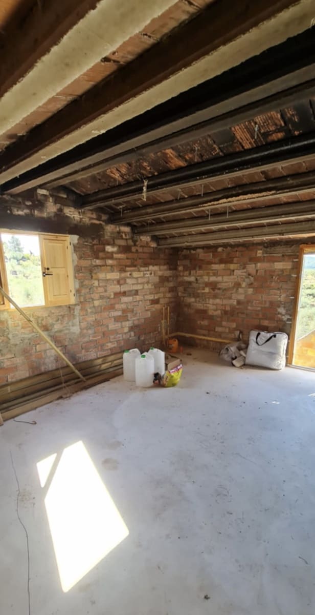 2 bedroom Finca/Country House for sale in Bovera - € 42,000 (Ref: 8125013)