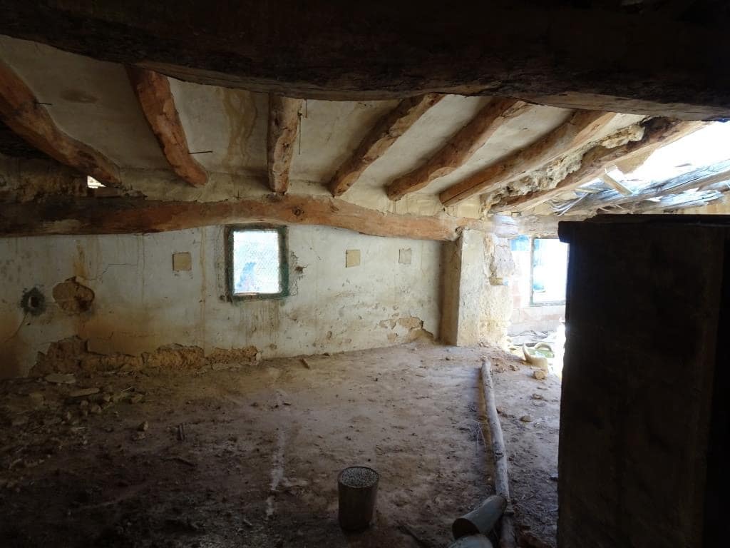 4 bedroom Townhouse for sale in La Bisbal de Falset - € 15,000 (Ref: 8143525)