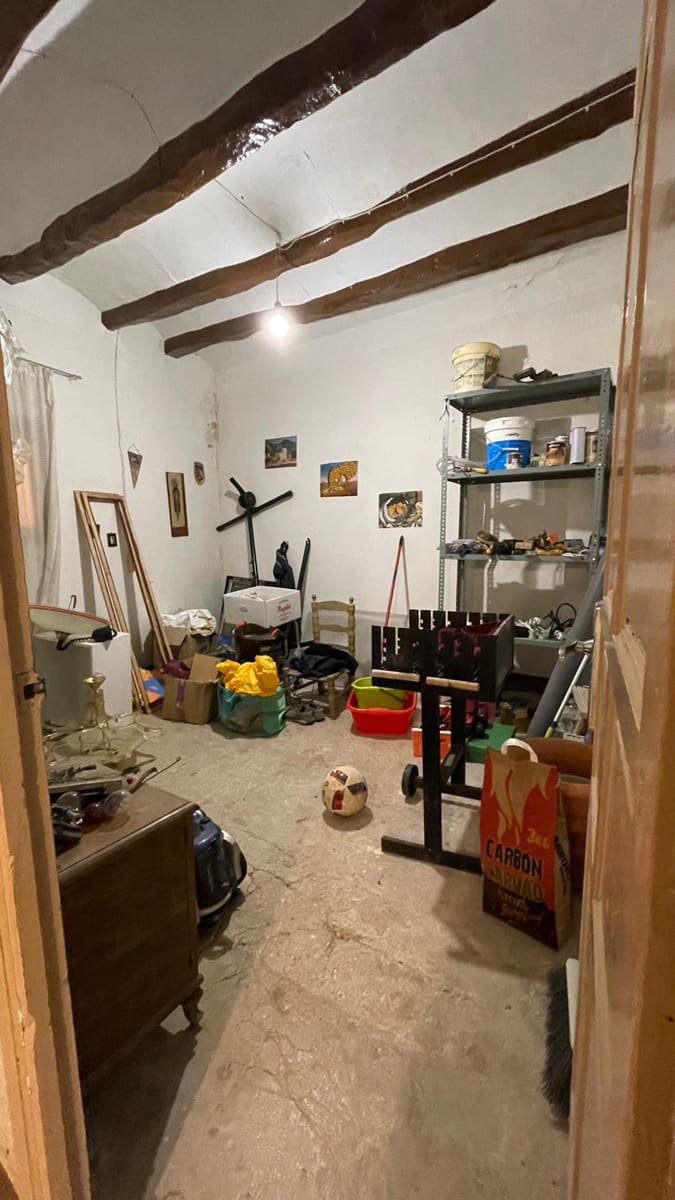 4 soveværelse Finca/Landehus til salg i Garcia - € 165.000 (Ref: 8555370)