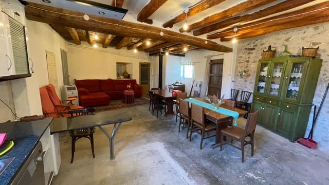 4 bedroom Finca/Country House for sale in Garcia - € 165,000 (Ref: 8555370)