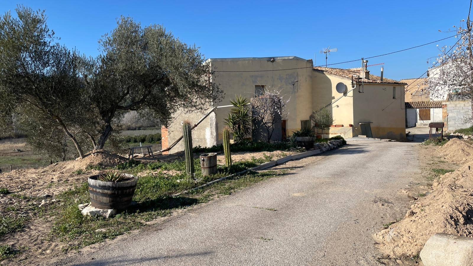 4 soveværelse Finca/Landehus til salg i Garcia - € 165.000 (Ref: 8555370)