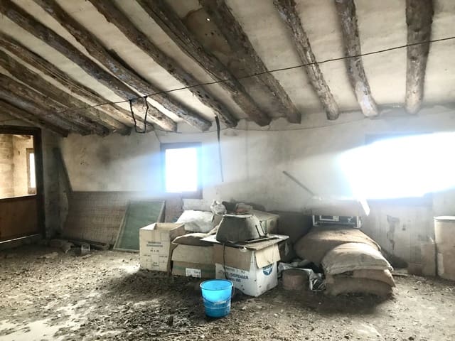 6 soveværelse Finca/Landehus til salg i Benifallet med garage - € 299.000 (Ref: 8685329)