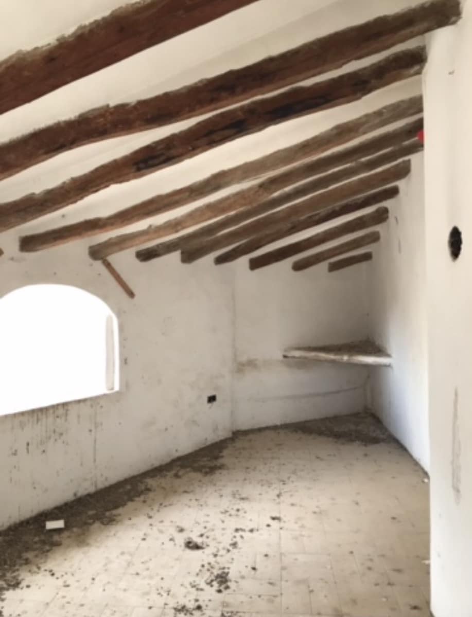 5 soveværelse Byhus til salg i Rasquera - € 18.000 (Ref: 8733695)