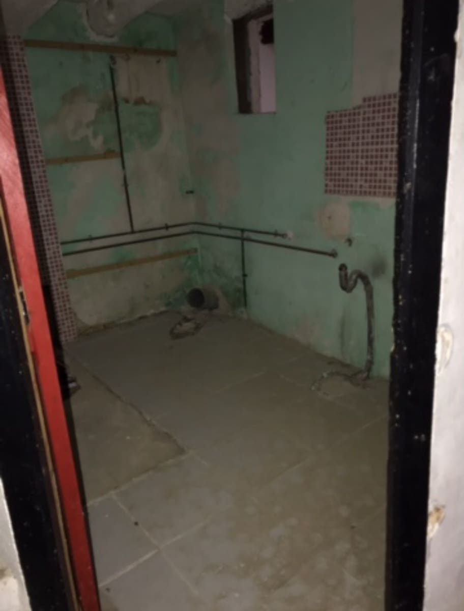 5 soveværelse Byhus til salg i Rasquera - € 18.000 (Ref: 8733695)