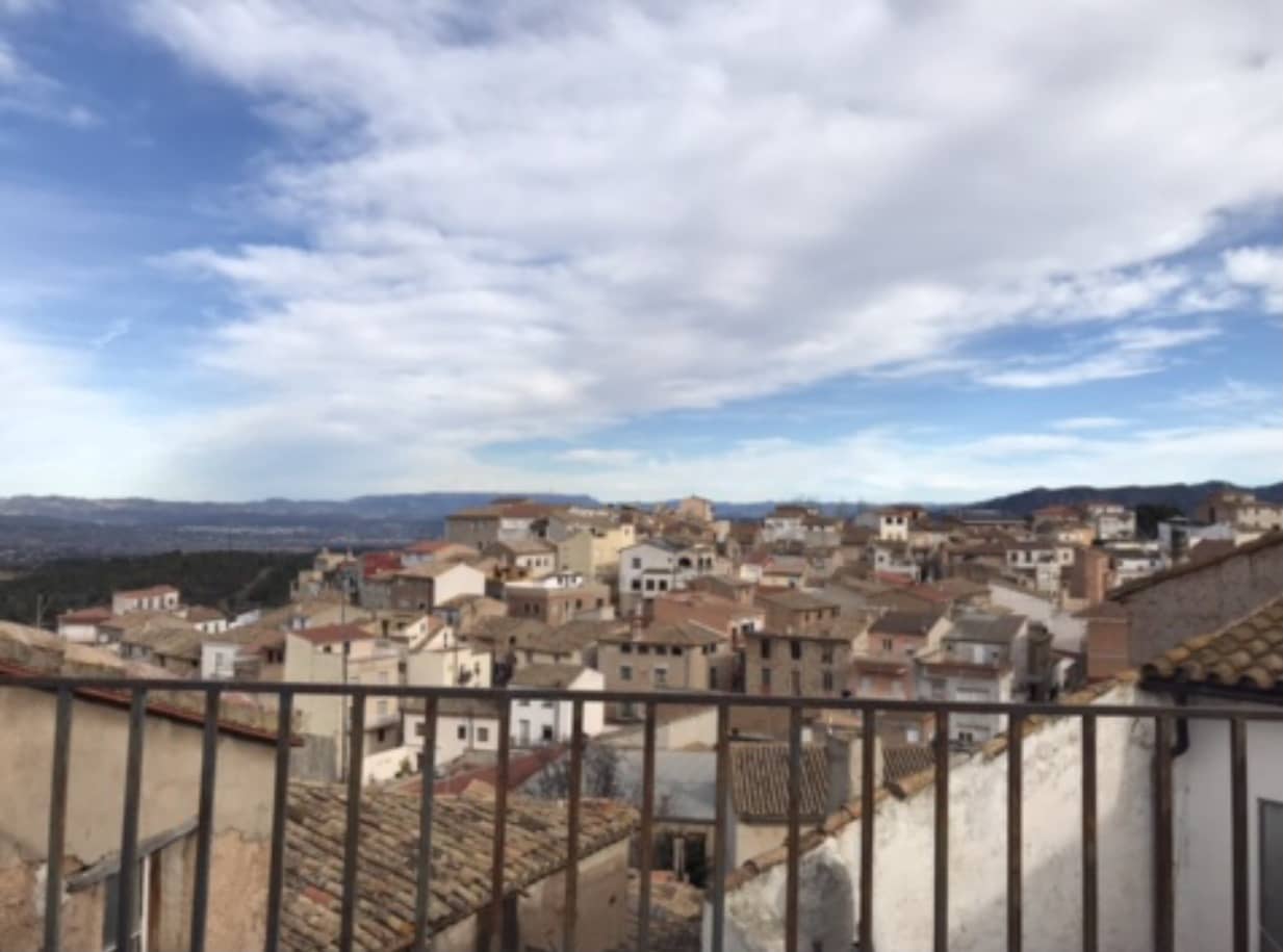 5 soveværelse Byhus til salg i Rasquera - € 18.000 (Ref: 8733695)