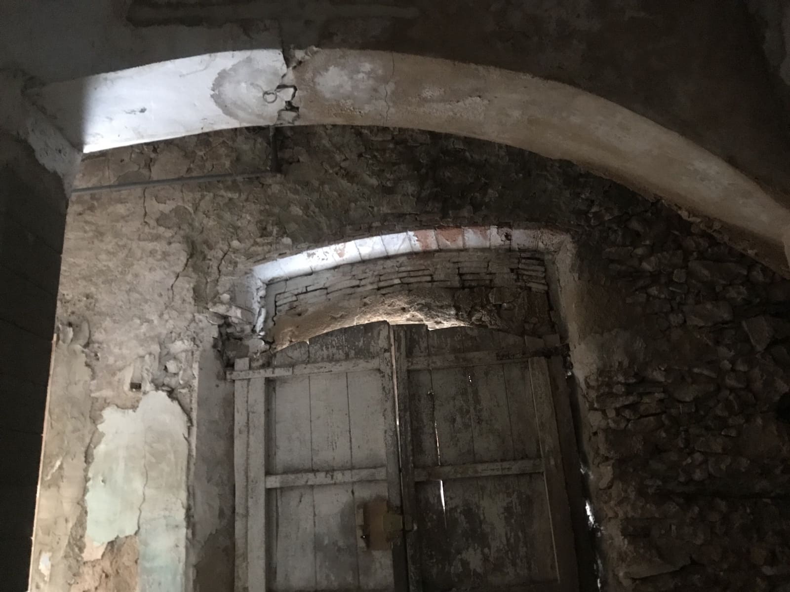 3 soveværelse Byhus til salg i Rasquera - € 25.000 (Ref: 8736569)