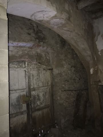3 soveværelse Byhus til salg i Rasquera med garage - € 10.000 (Ref: 8736569)