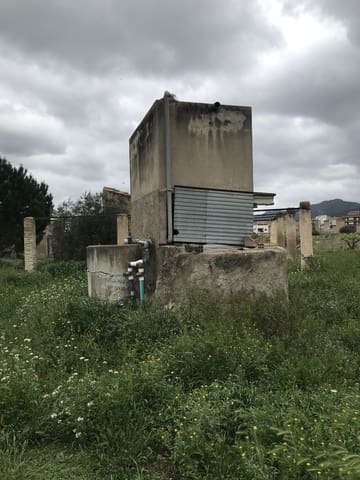 Finca/Herregård til salgs i Ginestar - € 30 000 (Ref: 8912409)