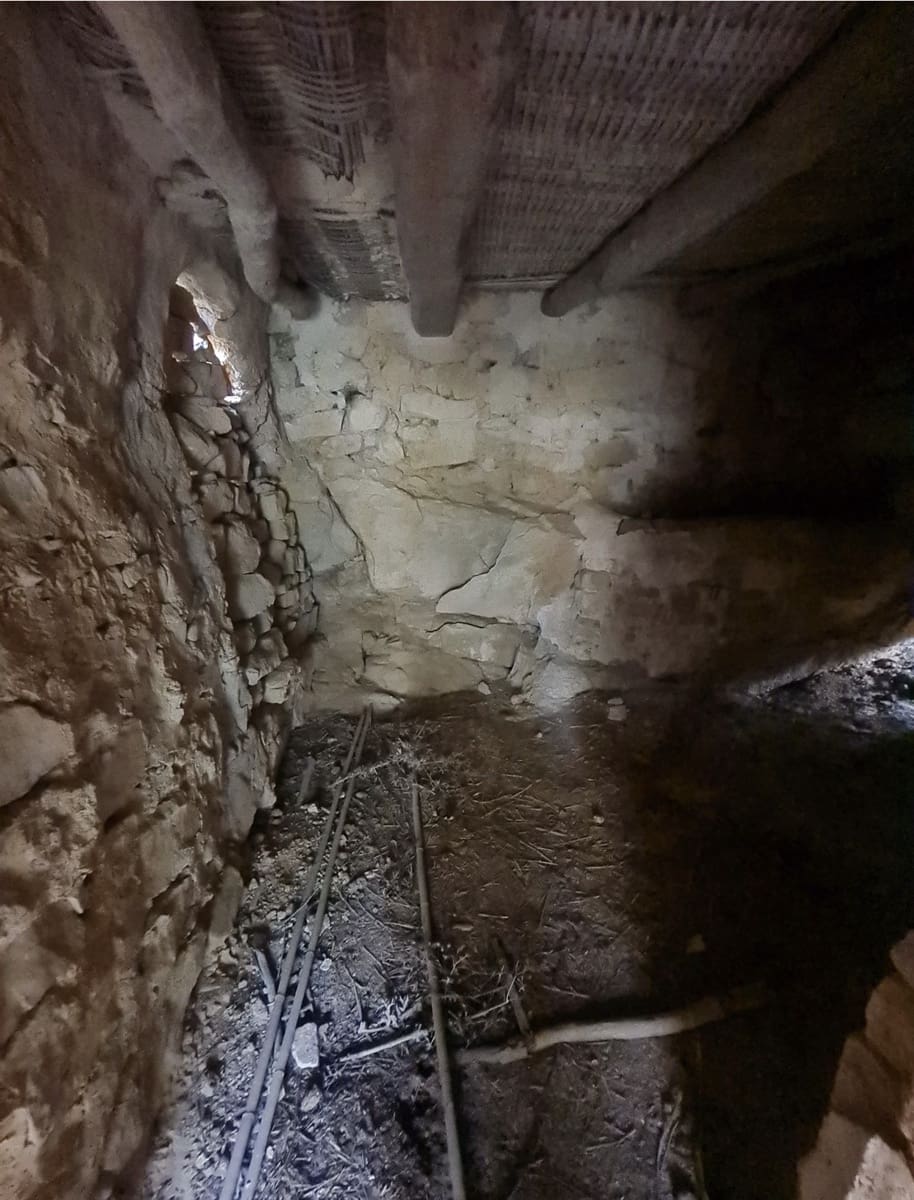 Finca/Landehus til salg i Asco - € 12.000 (Ref: 8936643)