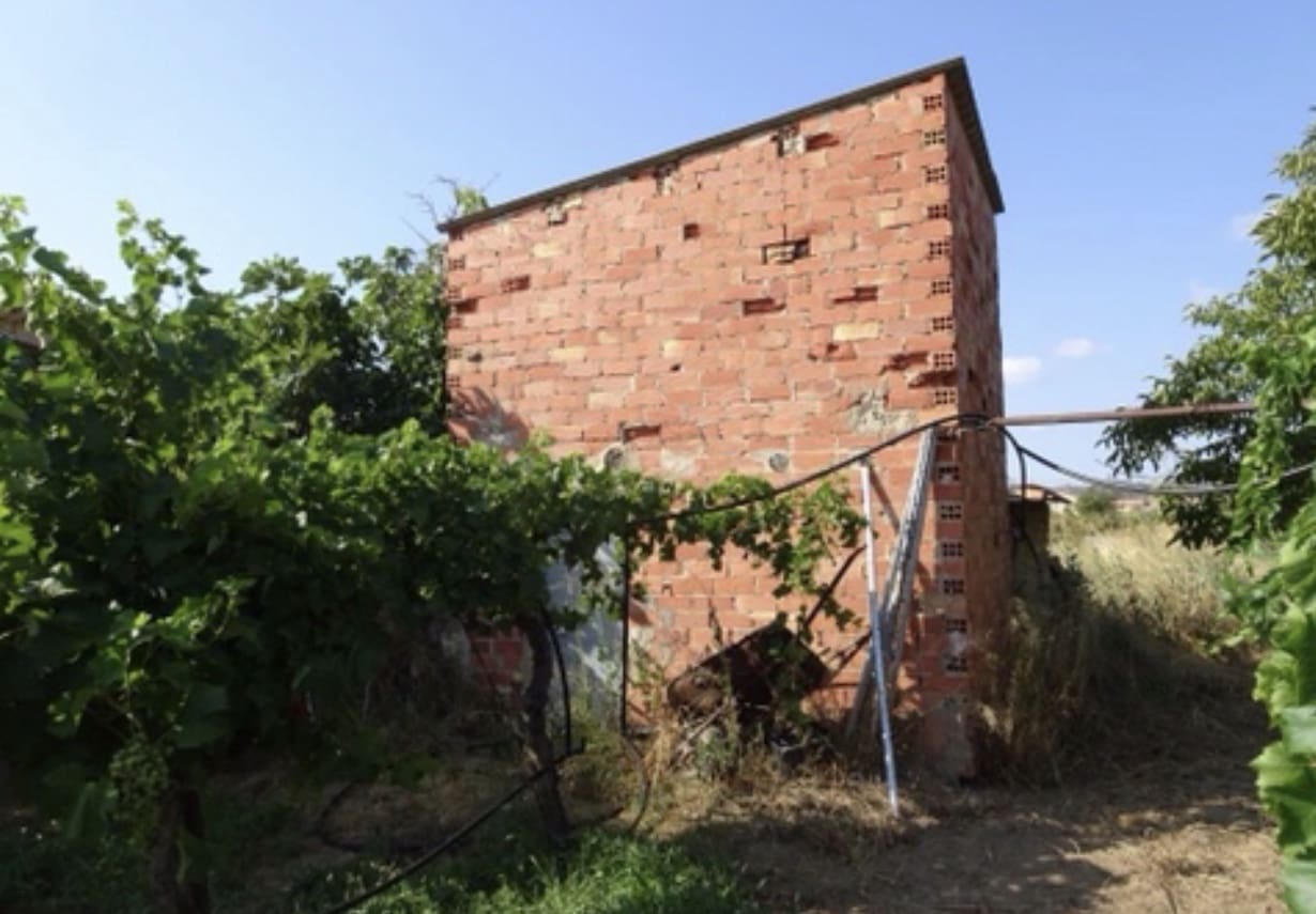 Finca/Landhuis te koop in Asco - € 38.000 (Ref: 9130570)