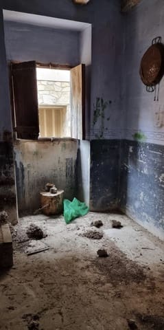 2 soveværelse Byhus til salg i El Pinell de Brai - € 15.000 (Ref: 9207973)