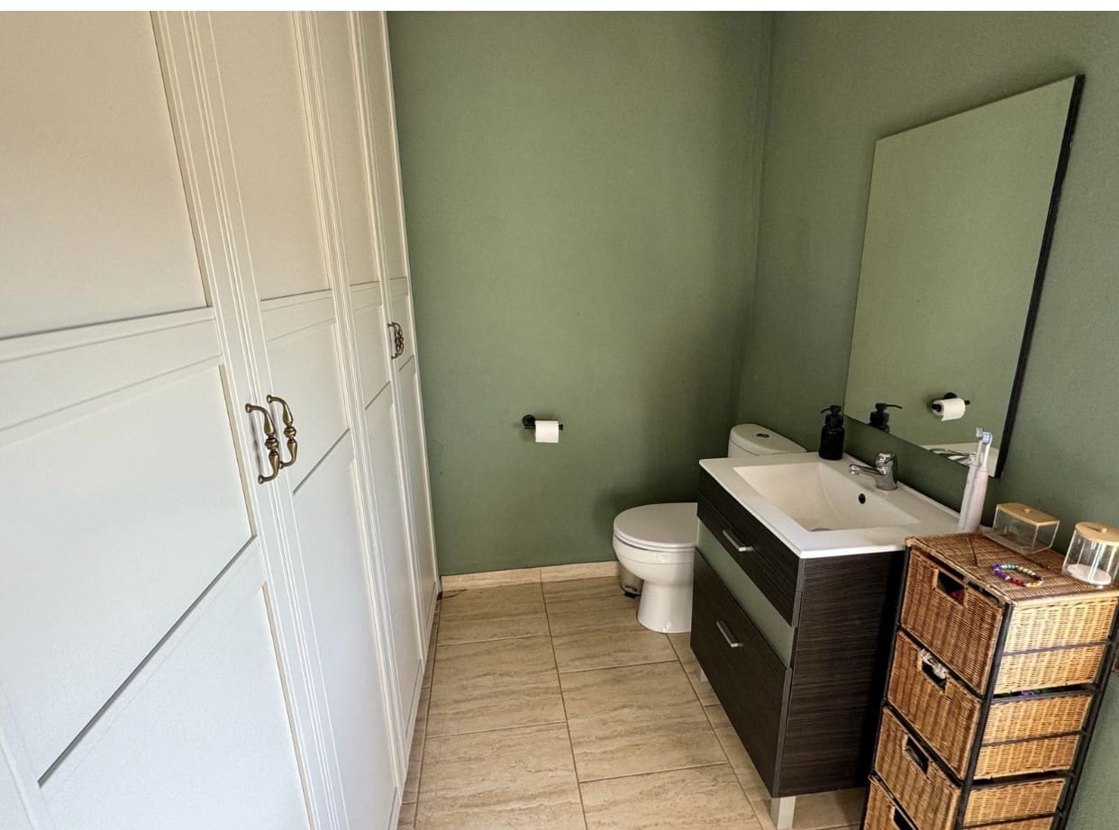 4 soveværelse Finca/Landehus til salg i Flix med swimmingpool - € 275.000 (Ref: 9230545)