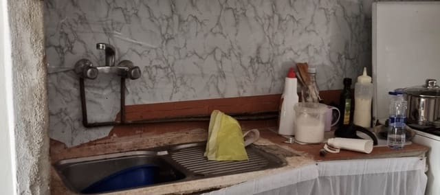 5 soveværelse Byhus til salg i Tortosa - € 85.000 (Ref: 9263929)