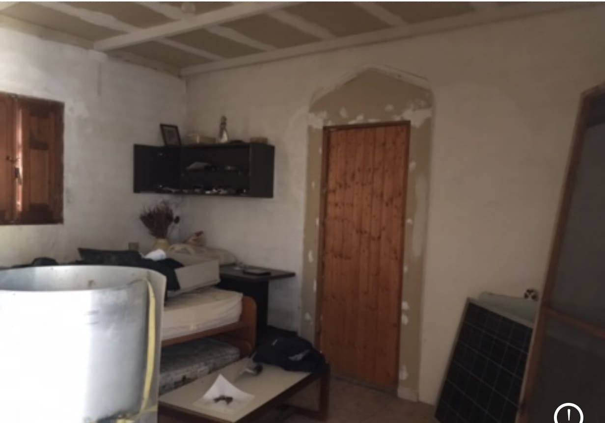 1 bedroom Finca/Country House for sale in Ginestar - € 49,000 (Ref: 9318101)