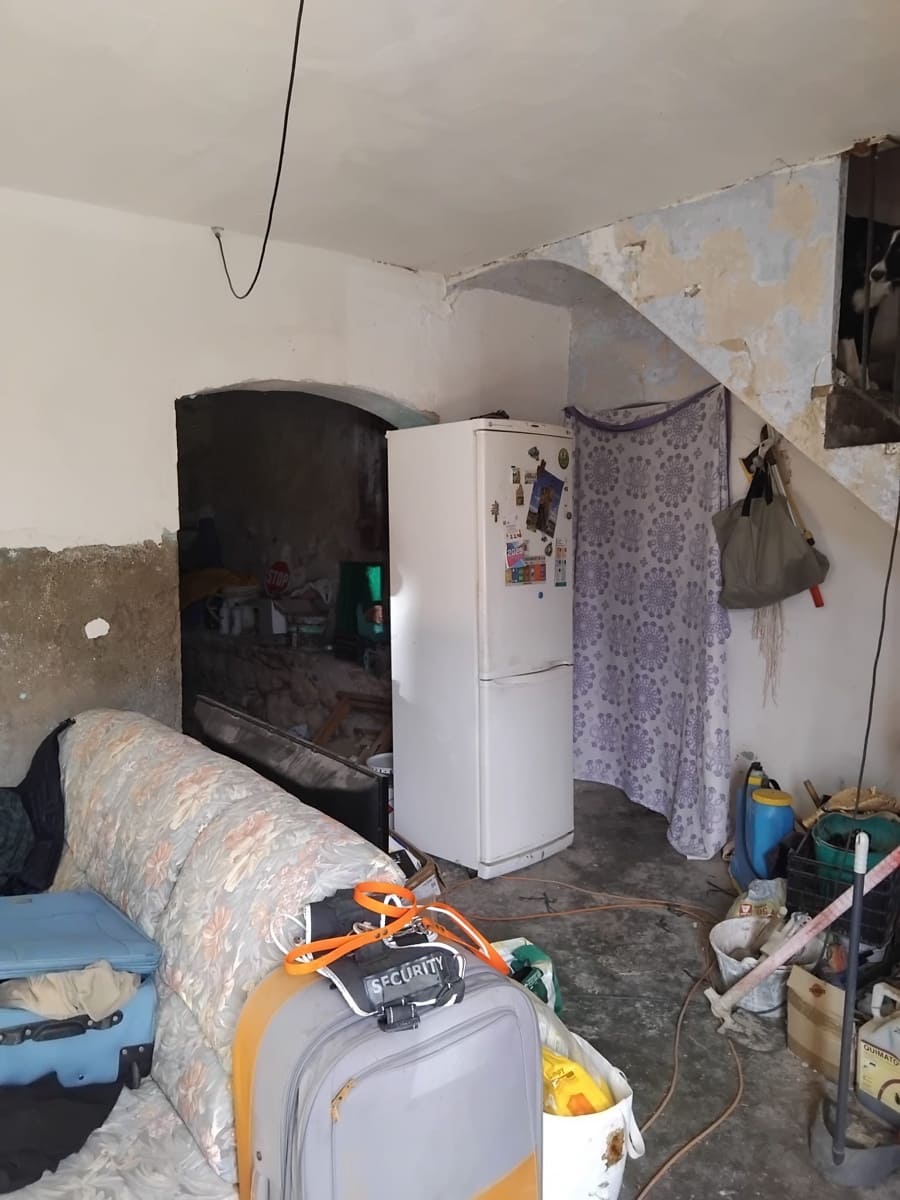 4 bedroom Finca/Country House for sale in Benissanet - € 185,000 (Ref: 9398153)