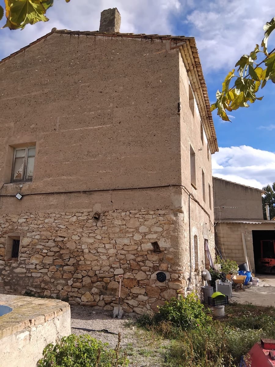 4 bedroom Finca/Country House for sale in Benissanet with garage - € 185,000 (Ref: 9398153)