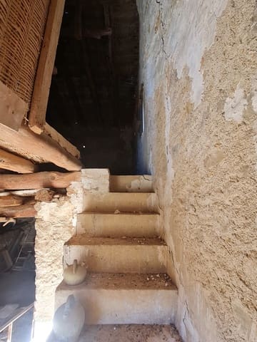 1 bedroom Finca/Country House for sale in Ascó - € 29,000 (Ref: 9426683)