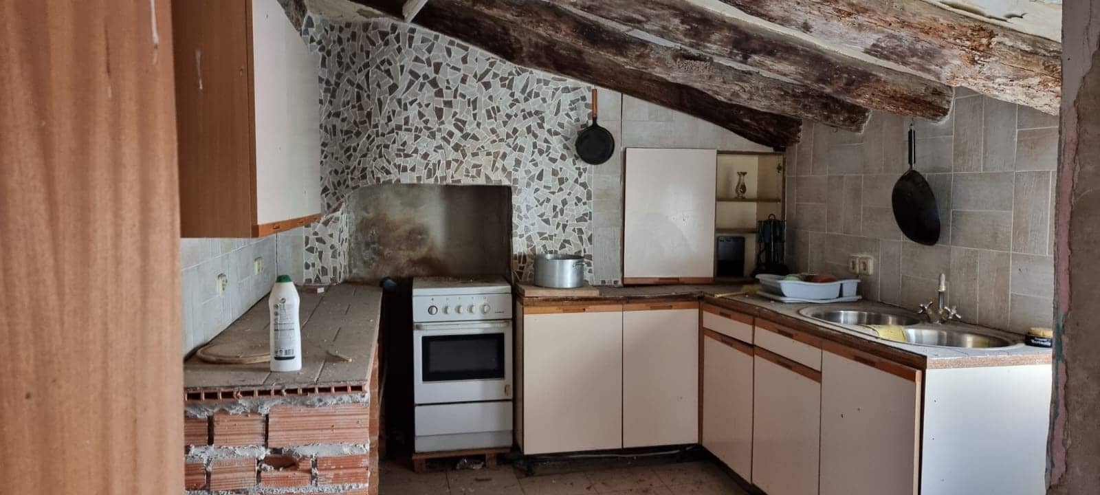 4 soveværelse Byhus til salg i Benifallet - € 18.000 (Ref: 9429113)