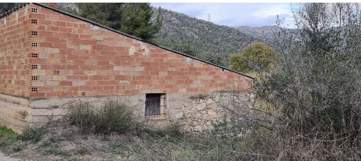 1 soverom Finca/Herregård til salgs i Garcia - € 55 000 (Ref: 9429120)