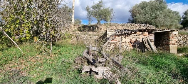 Finca/Herregård til salgs i Garcia - € 15 000 (Ref: 9441638)