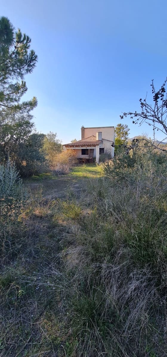 2 soveværelse Finca/Landehus til salg i Mora d'Ebre med swimmingpool - € 58.000 (Ref: 9614421)
