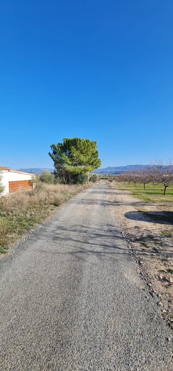 2 soveværelse Finca/Landehus til salg i Mora d'Ebre med swimmingpool - € 58.000 (Ref: 9614421)