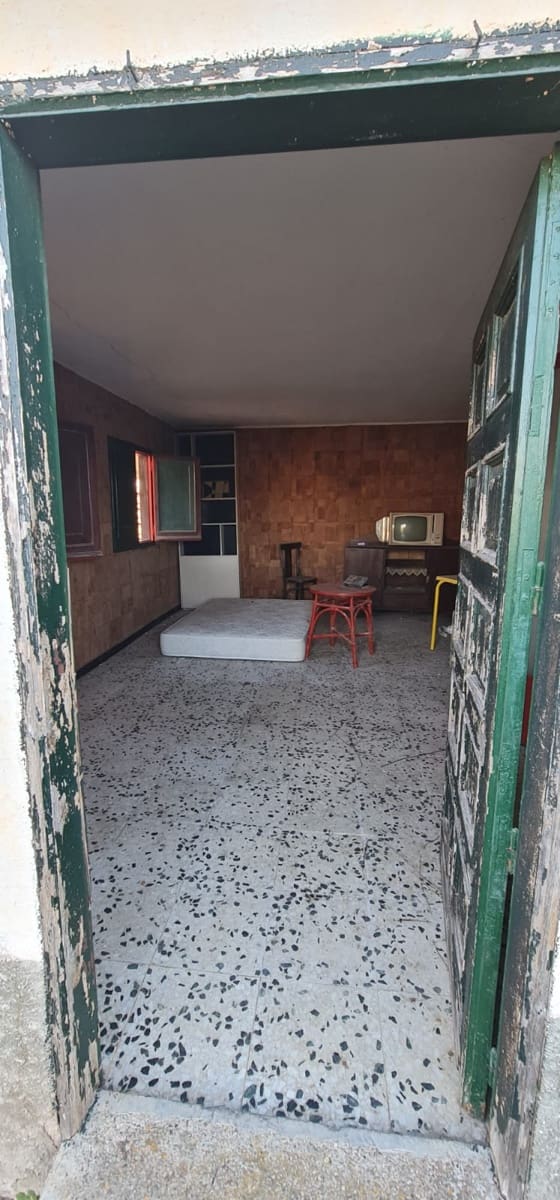 2 soveværelse Finca/Landehus til salg i Mora d'Ebre med swimmingpool - € 58.000 (Ref: 9614421)