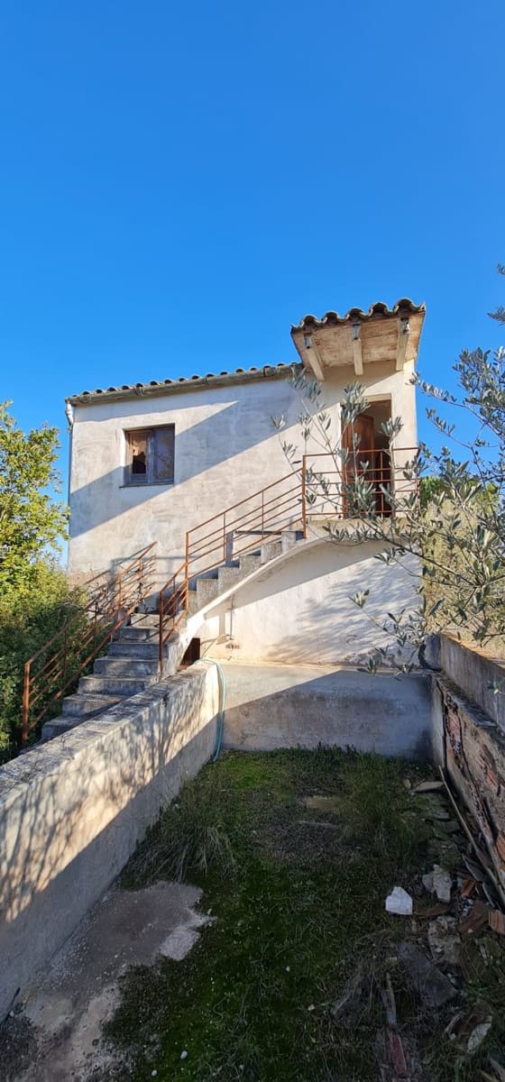 2 soveværelse Finca/Landehus til salg i Mora d'Ebre med swimmingpool - € 58.000 (Ref: 9614421)